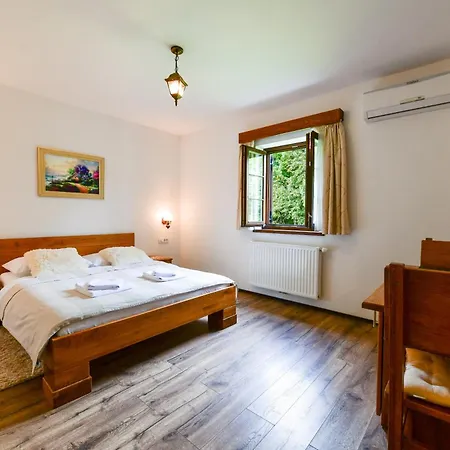 Apartmán Flora House Rastovača Exteriér fotografie