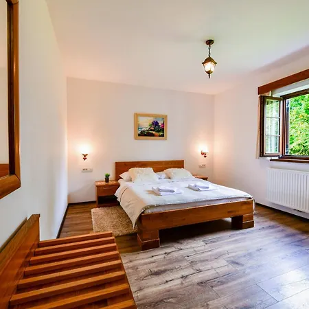 Apartmán Flora House Rastovača Exteriér fotografie