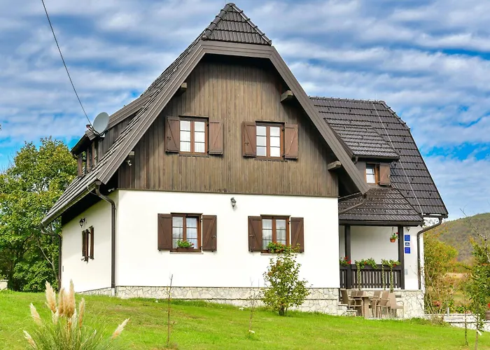 Flora House