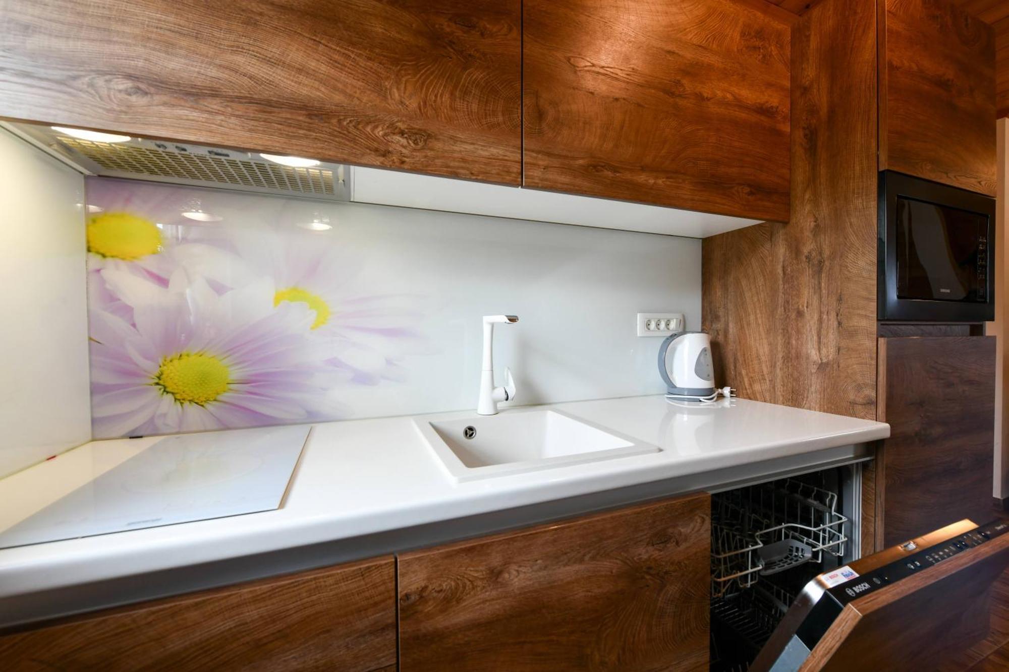 Apartma Flora House