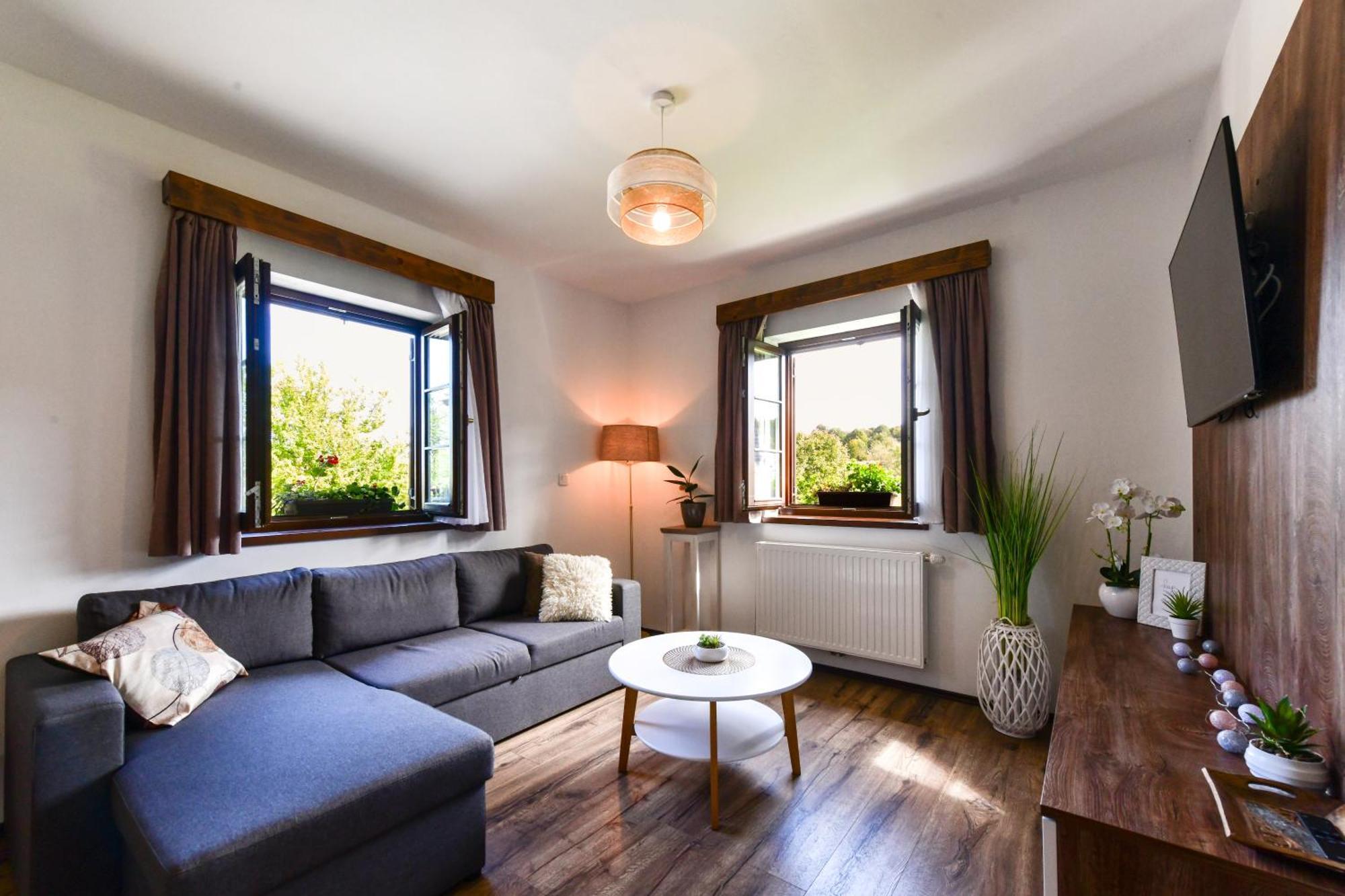 Flora House Apartment *