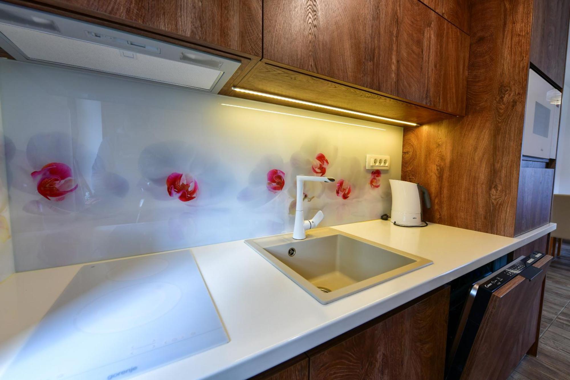 Flora House Apartma Rastovaca