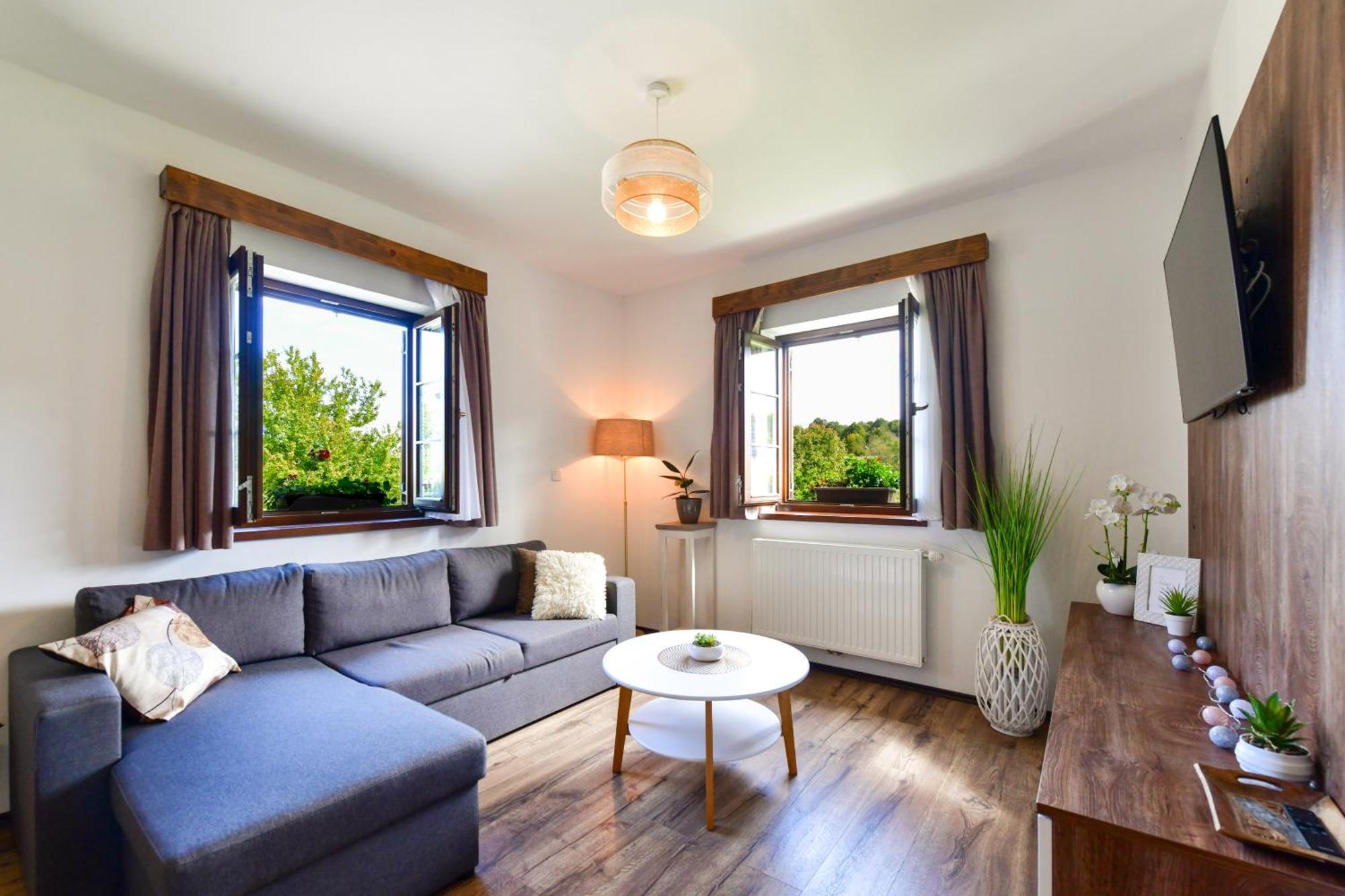 Flora House Apartment *