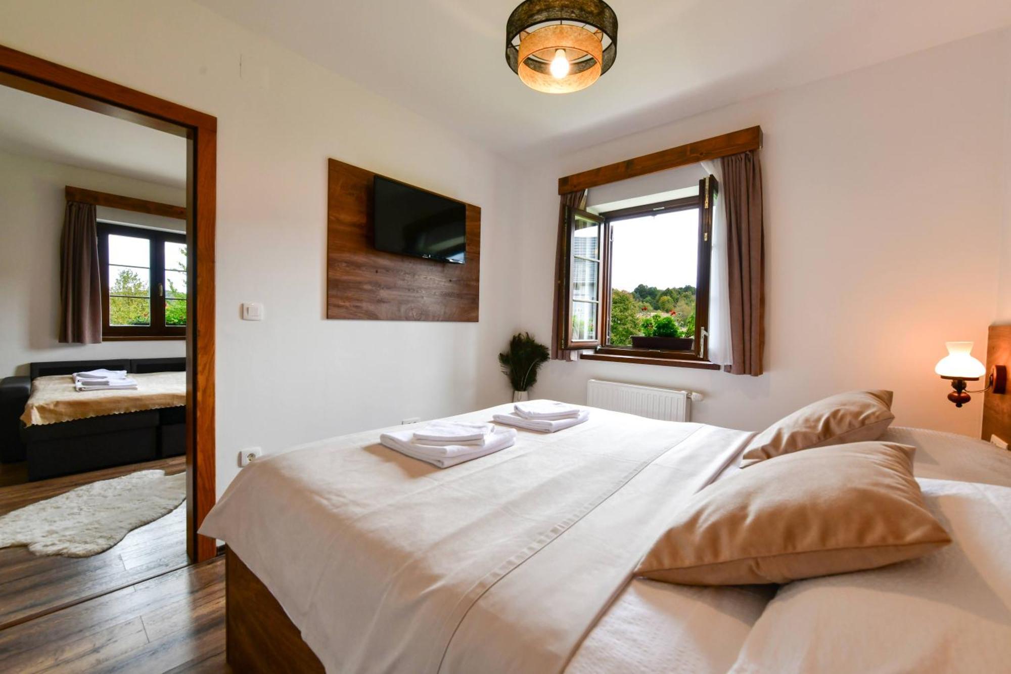 Apartma Flora House Rastovaca