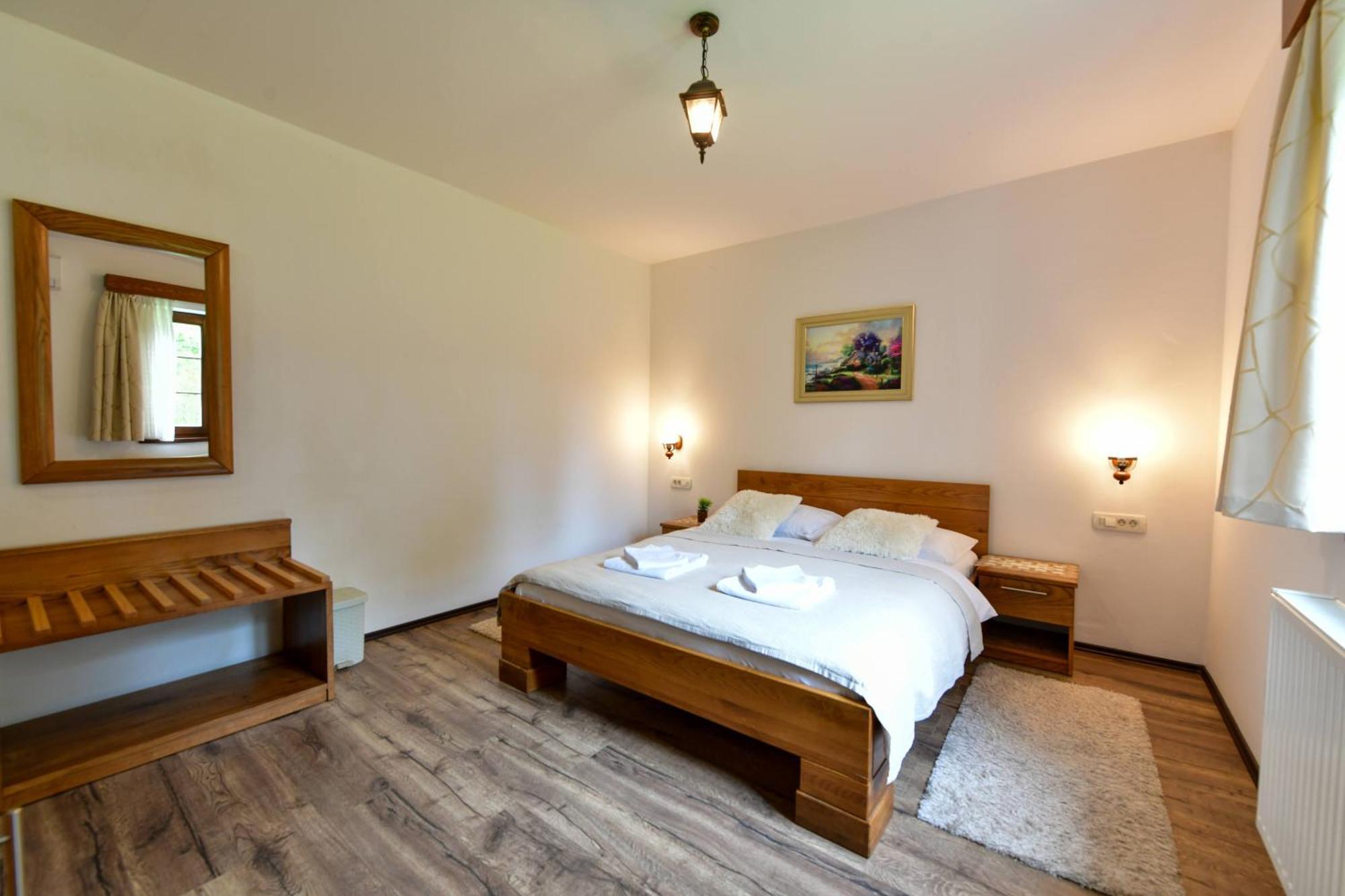 Apartma Flora House